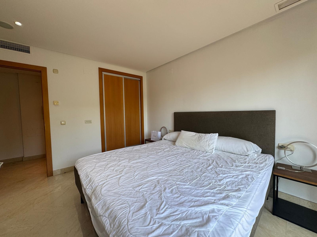 Appartement te koop in Puerto Banús | 2 slaapkamers H5376028