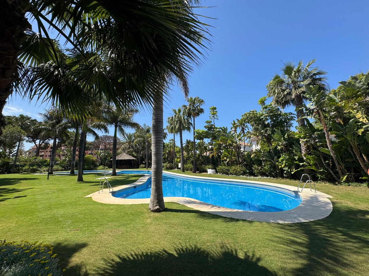 Appartement te koop in Puerto Banús | 2 slaapkamers H5376028