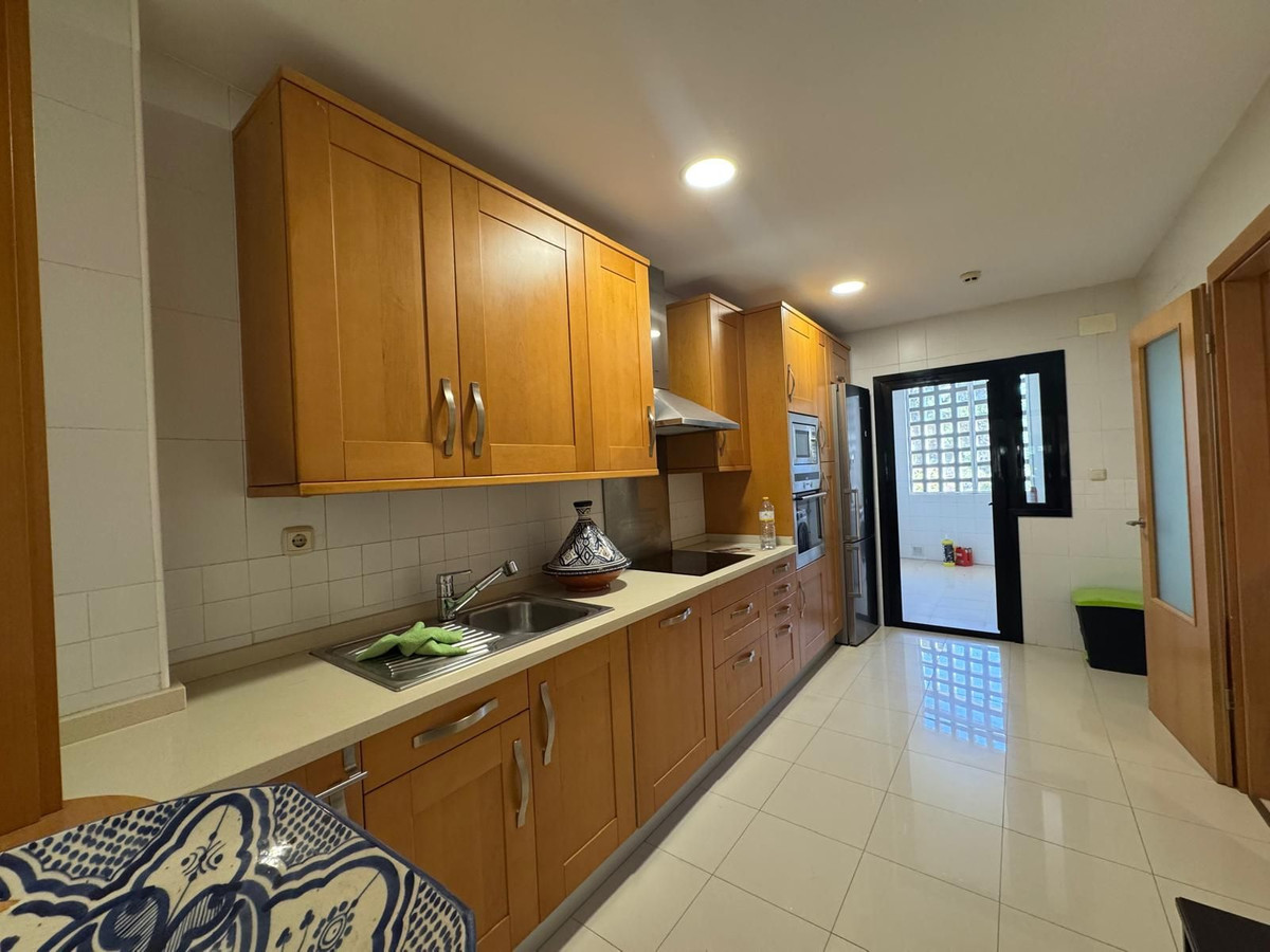 Appartement te koop in Puerto Banús | 2 slaapkamers H5376028