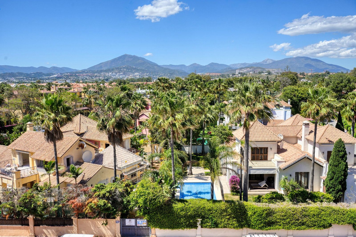 Huis te koop in Puerto Banús | 3 slaapkamers H5377948
