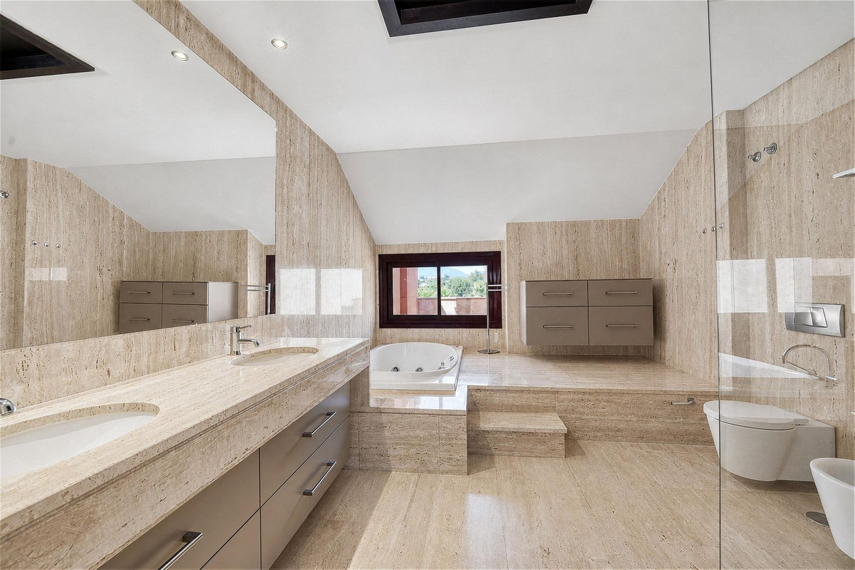 Huis te koop in Puerto Banús | 3 slaapkamers H5377948