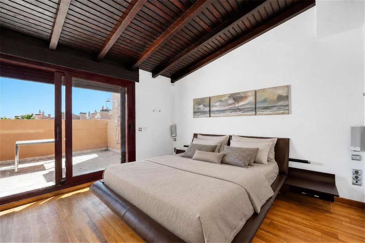 Huis te koop in Puerto Banús | 3 slaapkamers H5377948