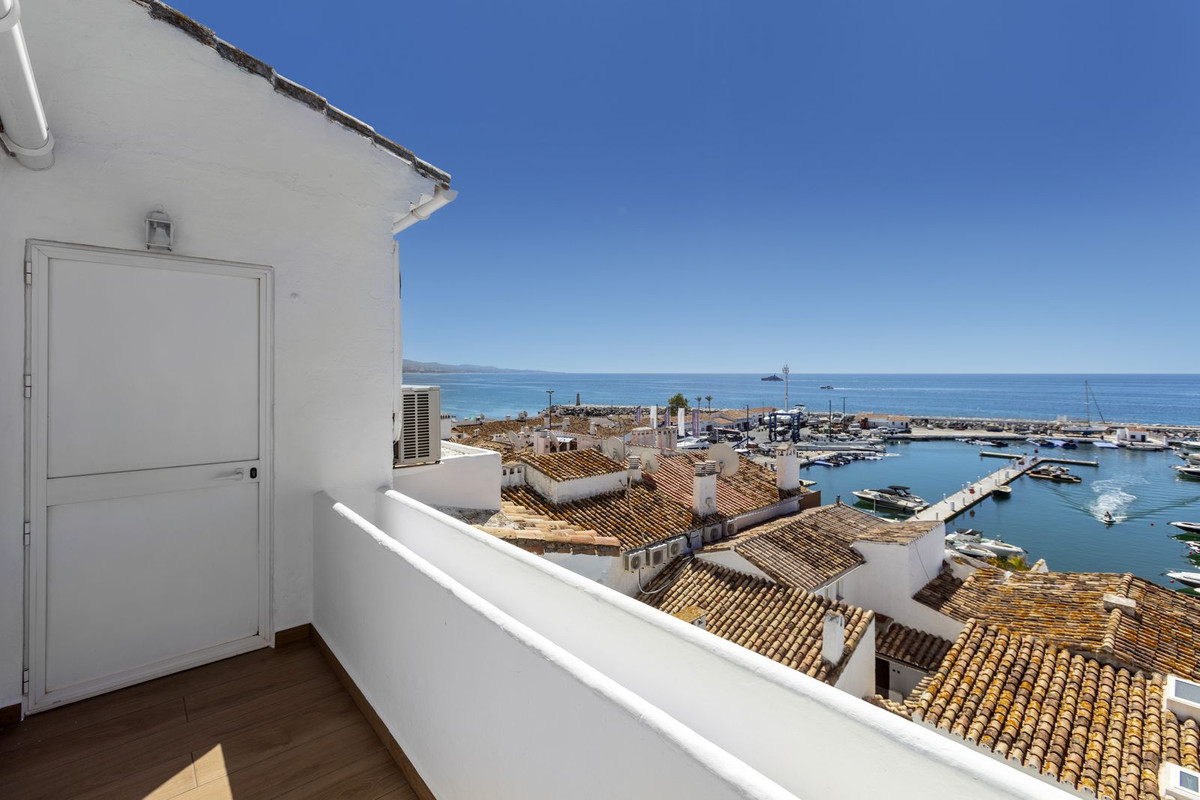 Appartement te koop in Puerto Banús | 2 slaapkamers H5378773