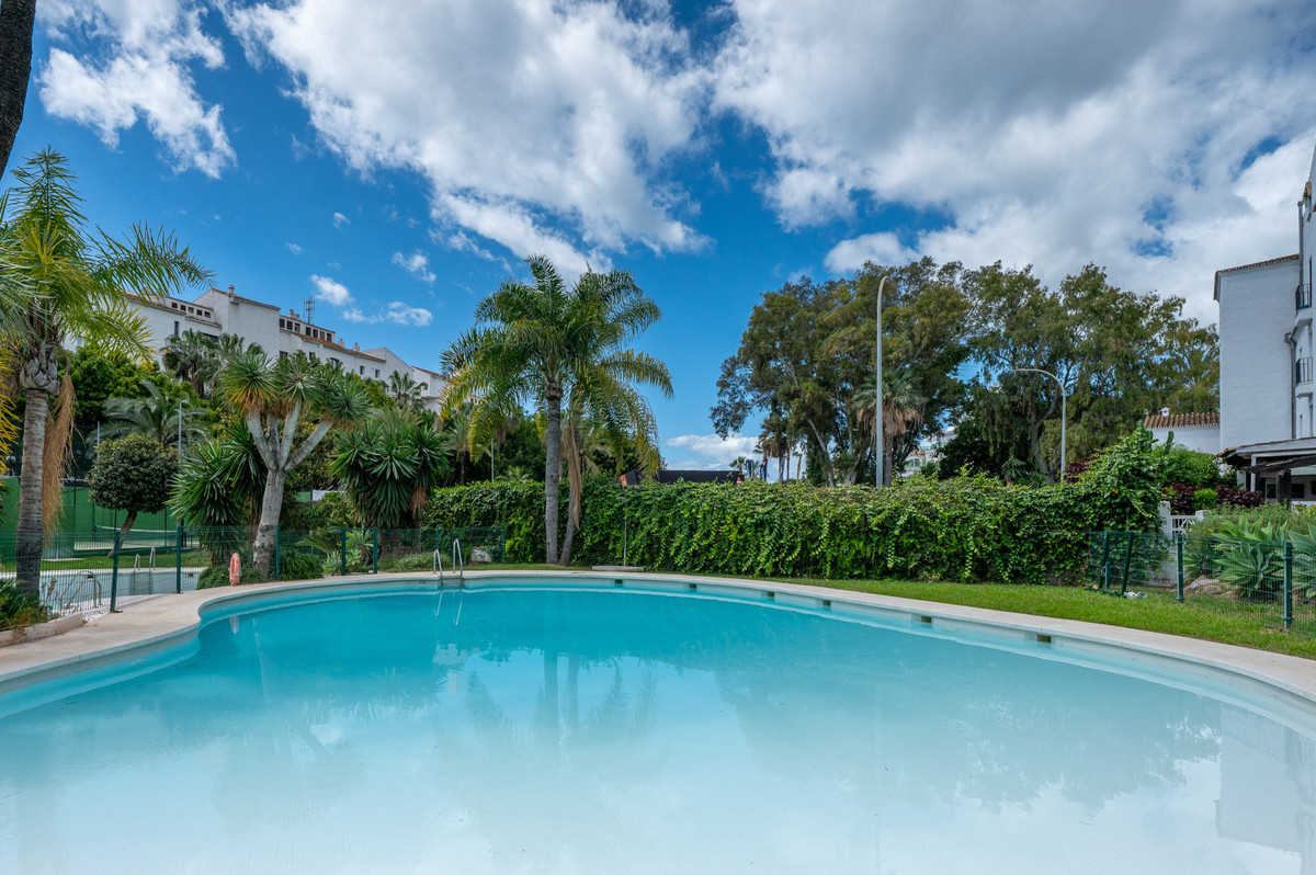 Appartement te koop in Puerto Banús | 3 slaapkamers H5384125