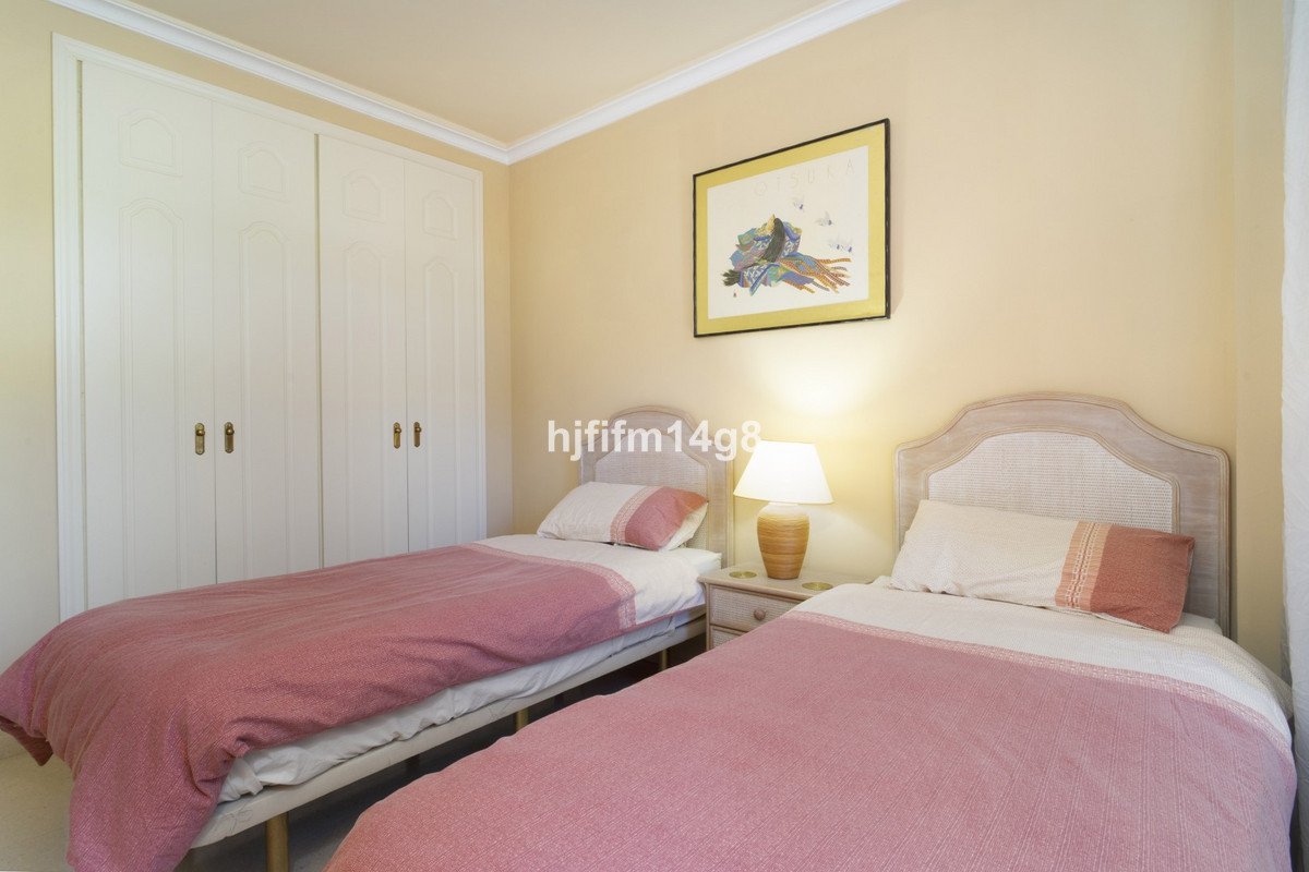 Appartement te koop in Puerto Banús | 2 slaapkamers H5388274