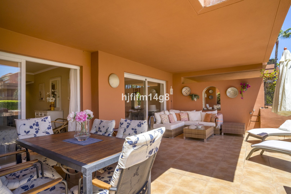 Appartement te koop in Puerto Banús | 2 slaapkamers H5388274