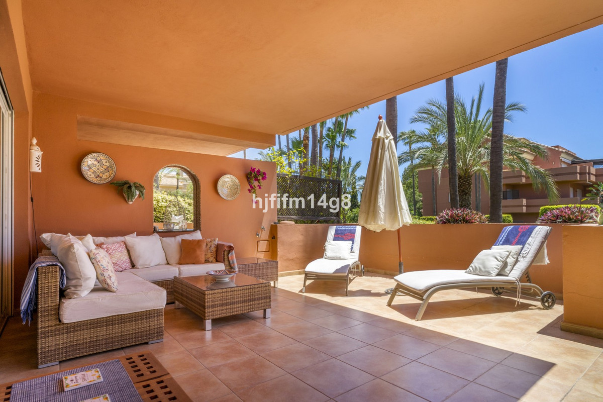 Appartement te koop in Puerto Banús | 2 slaapkamers H5388274