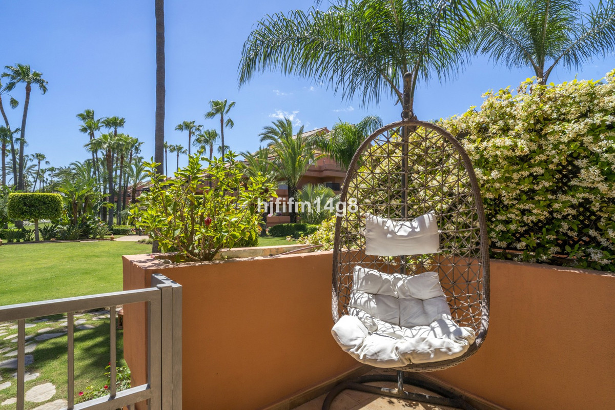 Appartement te koop in Puerto Banús | 2 slaapkamers H5388274