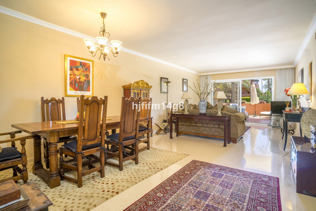 Appartement te koop in Puerto Banús | 2 slaapkamers H5388274