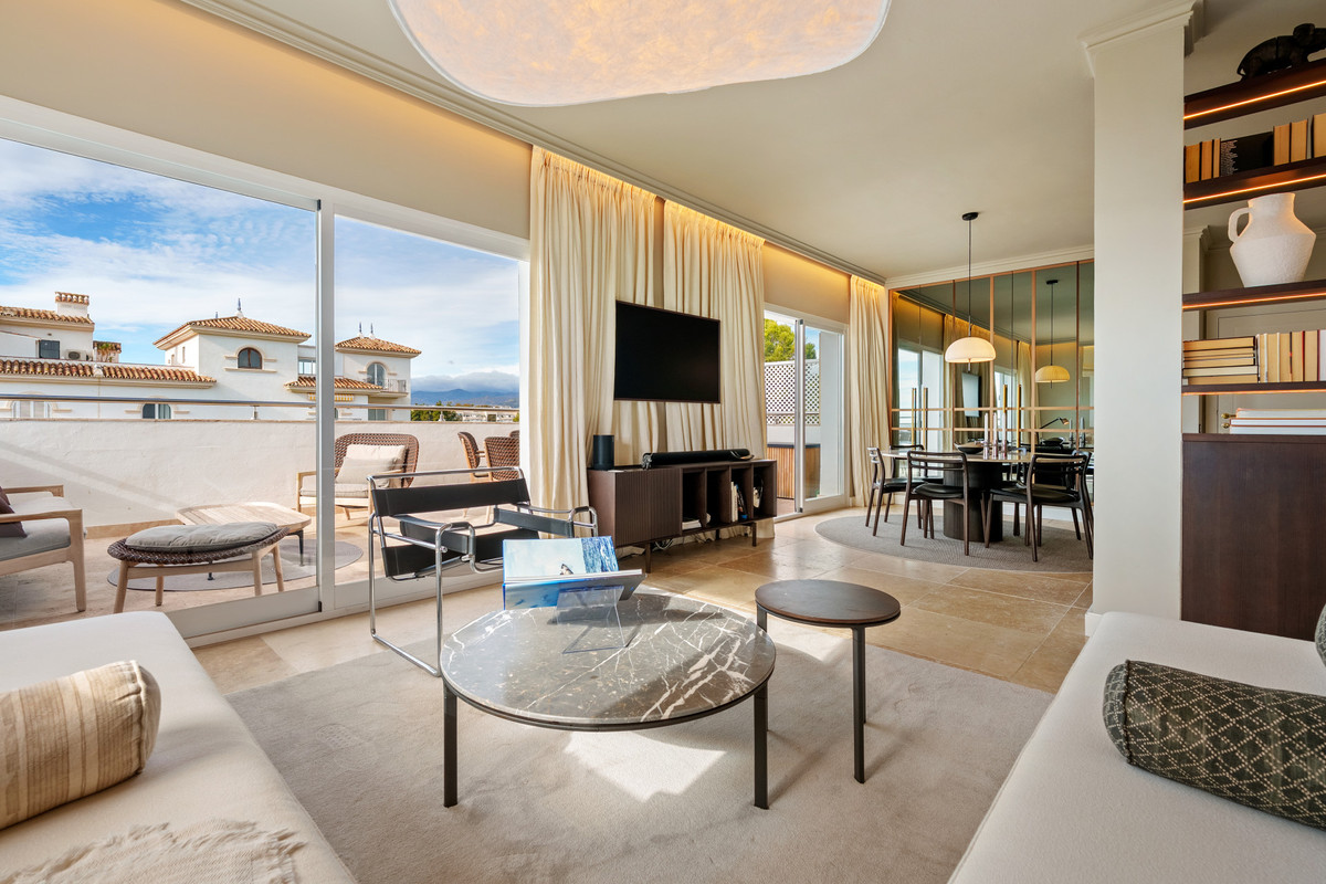 Appartement te koop in Puerto Banús | 2 slaapkamers H5388370