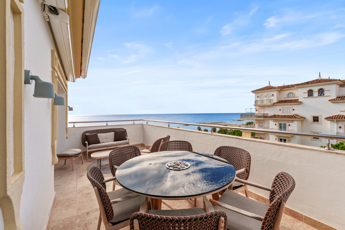 Appartement te koop in Puerto Banús | 2 slaapkamers H5388370
