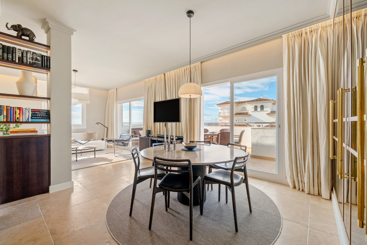 Appartement te koop in Puerto Banús | 2 slaapkamers H5388370