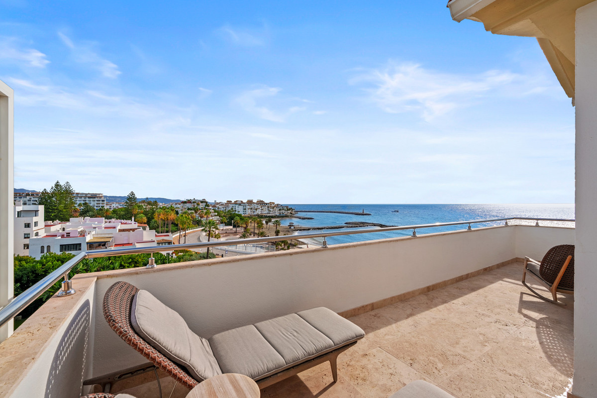 Appartement te koop in Puerto Banús | 2 slaapkamers H5388370