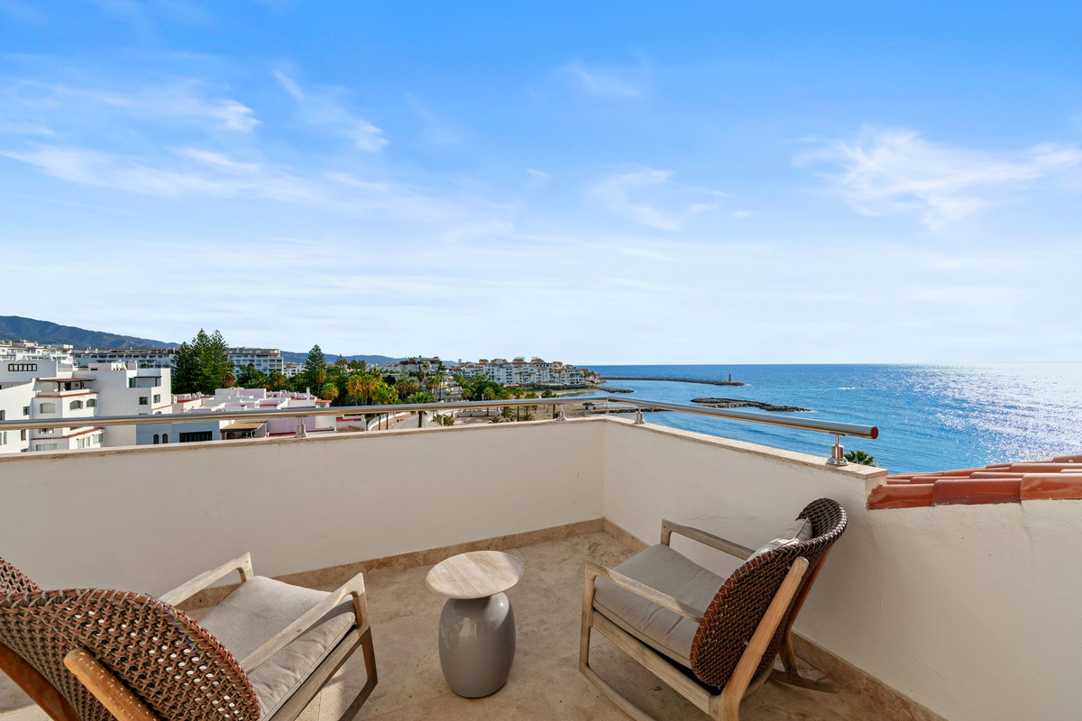 Appartement te koop in Puerto Banús | 2 slaapkamers H5388370