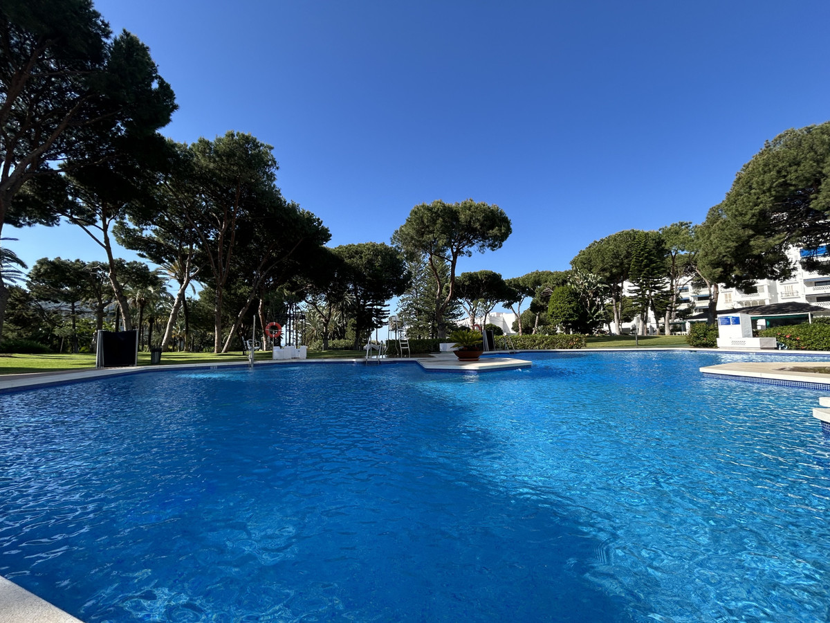 Appartement te koop in Puerto Banús | 2 slaapkamers H5394619