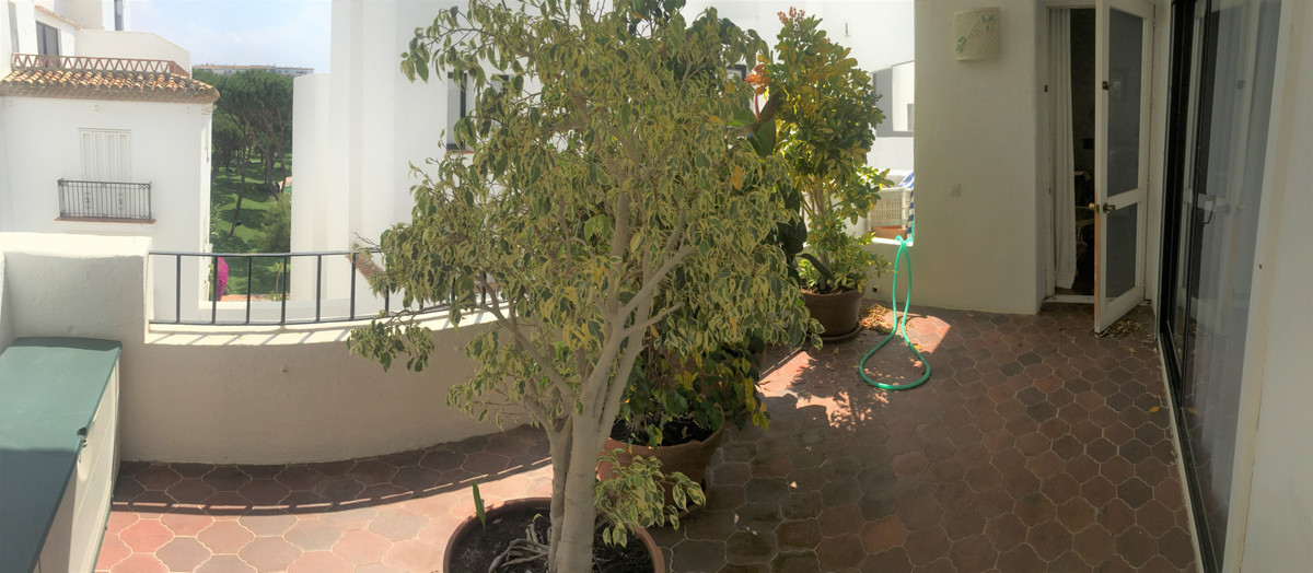 Appartement te koop in Puerto Banús | 2 slaapkamers H5394619