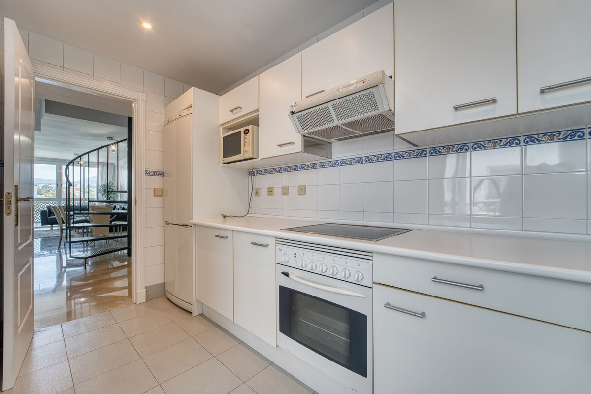 Appartement te koop in Puerto Banús | 4 slaapkamers H5395939