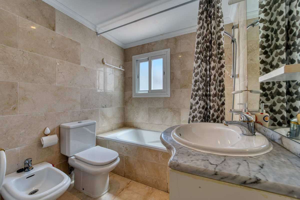 Appartement te koop in Puerto Banús | 4 slaapkamers H5395939