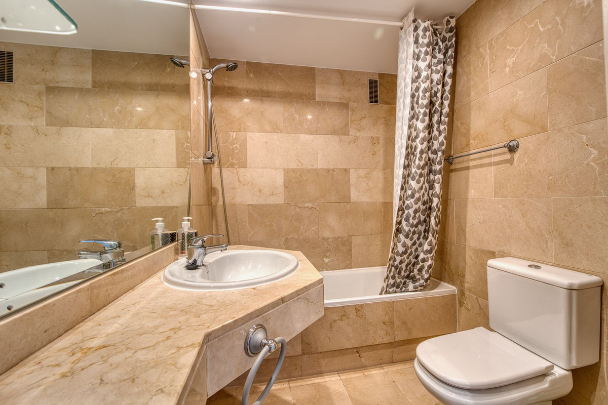 Appartement te koop in Puerto Banús | 4 slaapkamers H5395939
