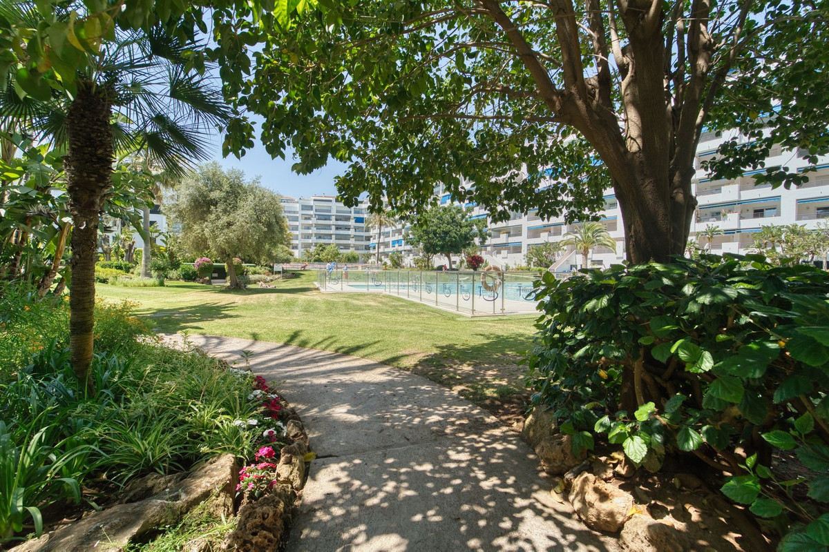 Appartement te koop in Puerto Banús | 4 slaapkamers H5395939