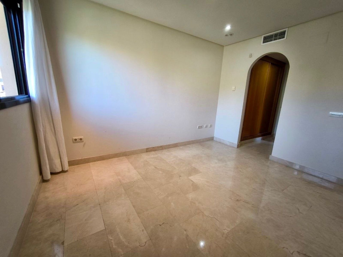 Penthouse te koop in Puerto Banús | 2 slaapkamers H5400007