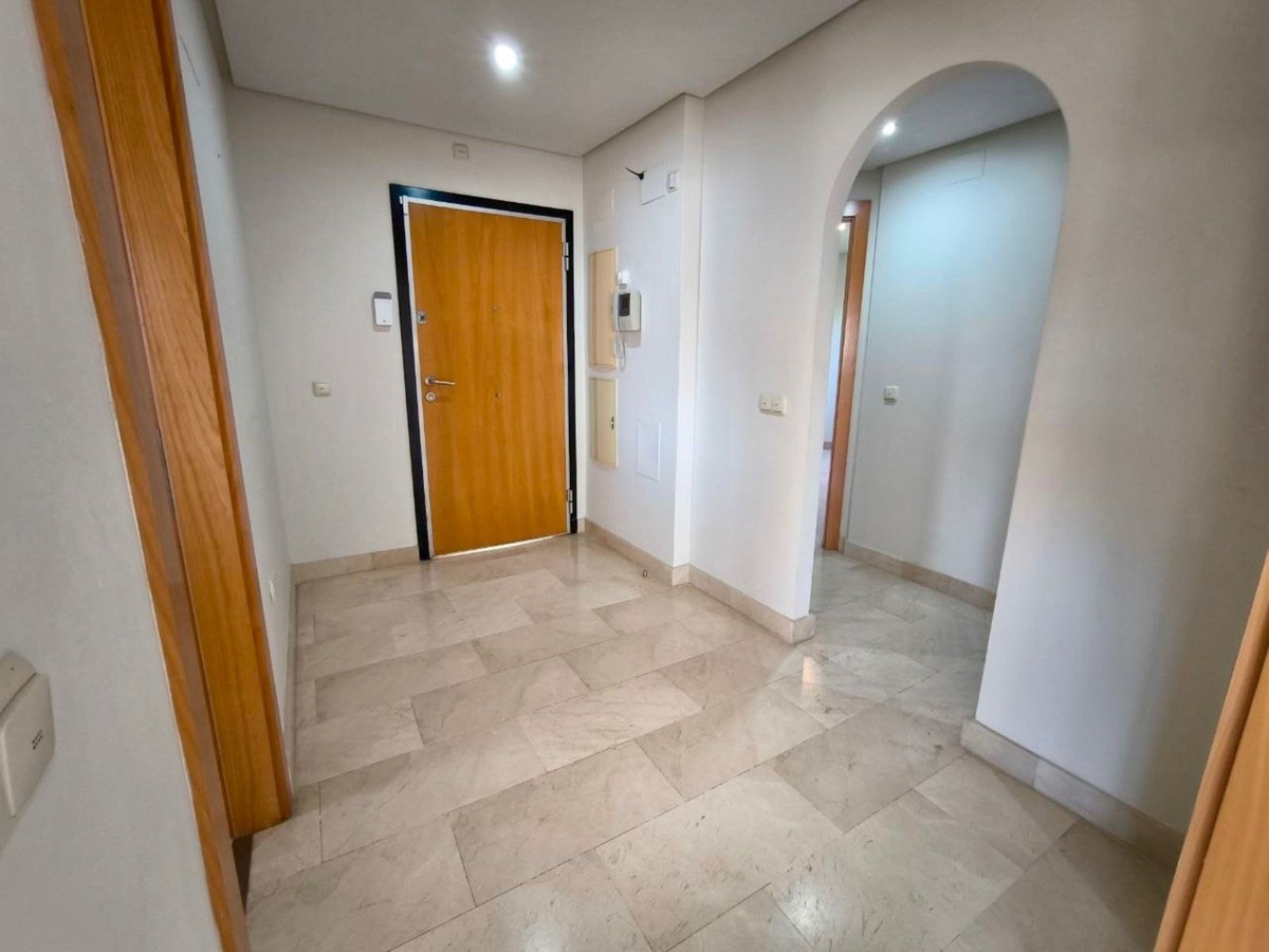 Penthouse te koop in Puerto Banús | 2 slaapkamers H5400007
