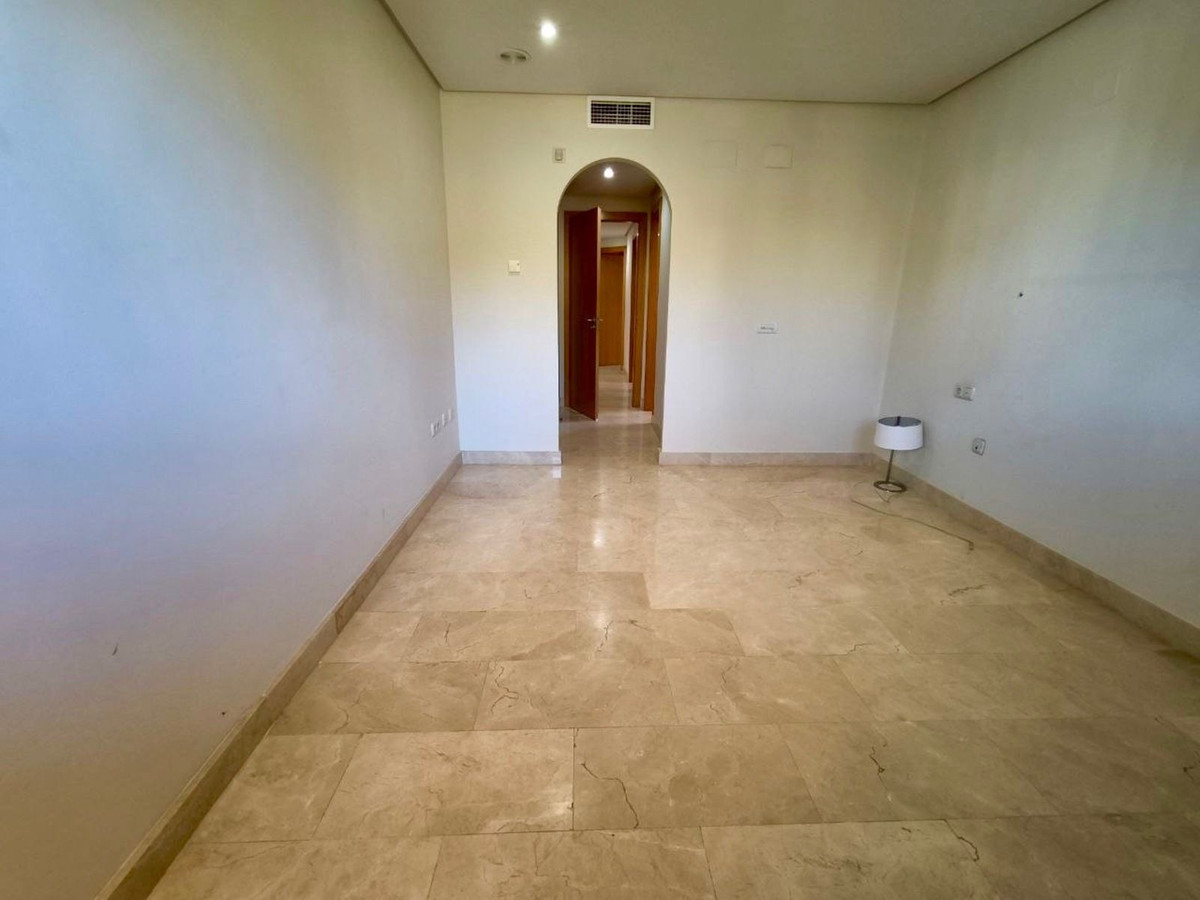 Penthouse te koop in Puerto Banús | 2 slaapkamers H5400007