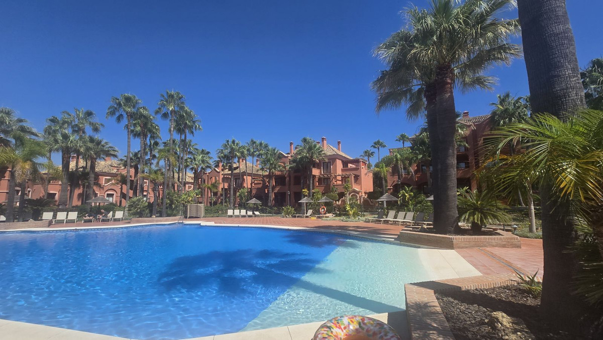 Appartement te koop in Puerto Banús | 2 slaapkamers H5407084