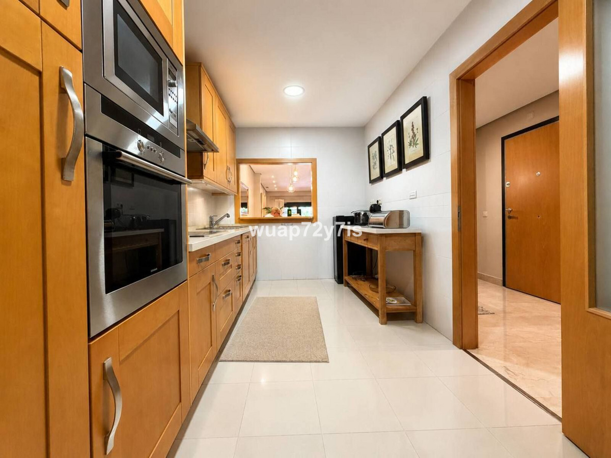 Appartement te koop in Puerto Banús | 2 slaapkamers H5407198