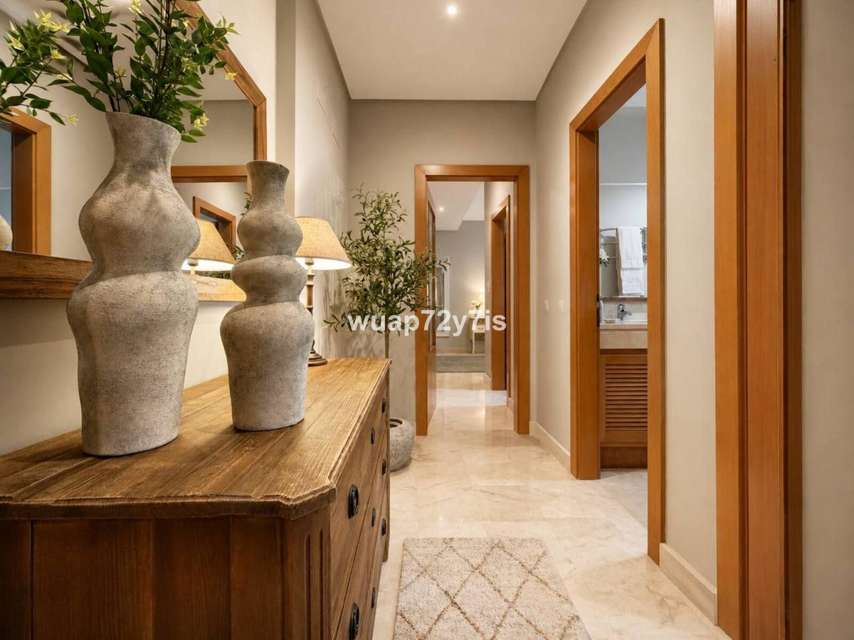 Appartement te koop in Puerto Banús | 2 slaapkamers H5407198