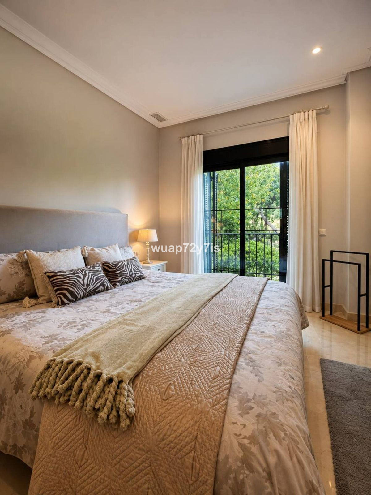 Appartement te koop in Puerto Banús | 2 slaapkamers H5407198