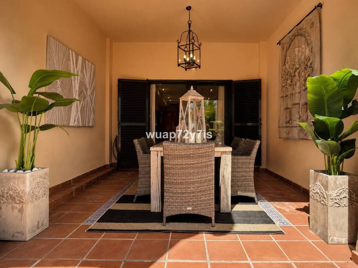 Appartement te koop in Puerto Banús | 2 slaapkamers H5407198