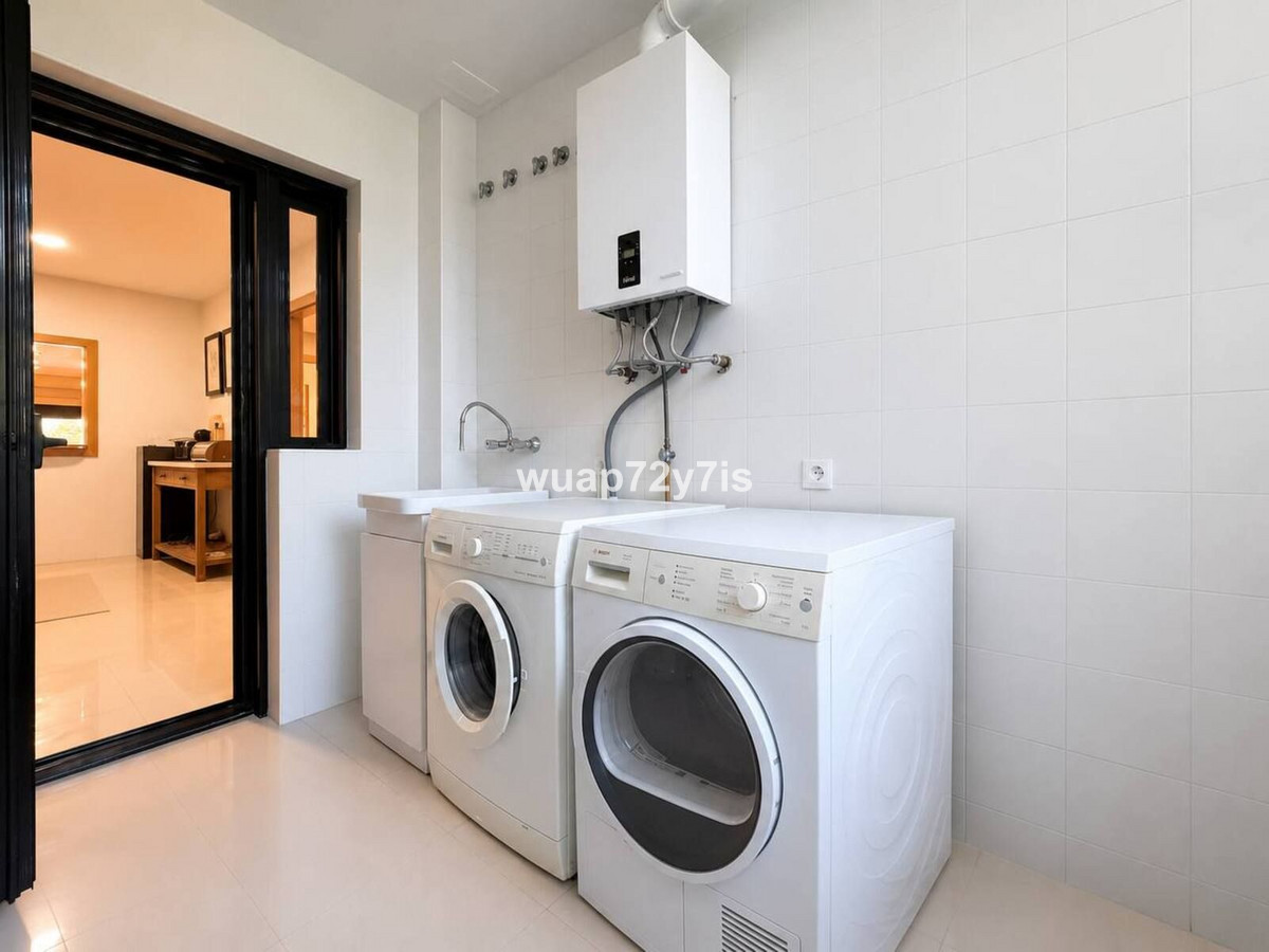 Appartement te koop in Puerto Banús | 2 slaapkamers H5407198