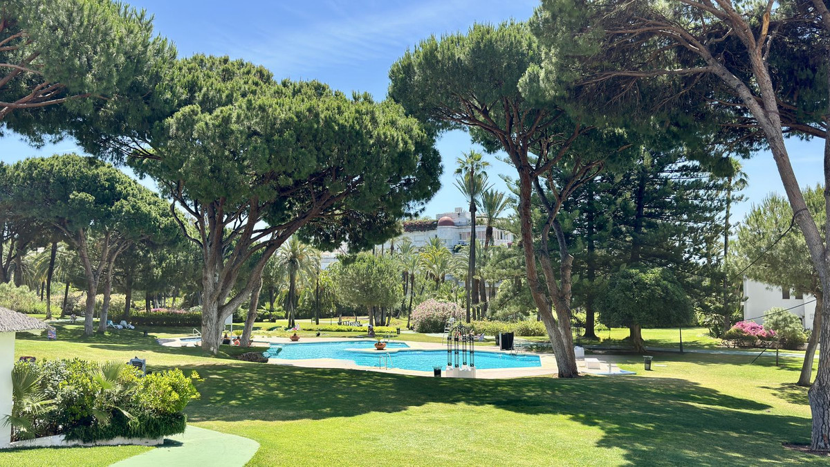 Appartement te koop in Puerto Banús | 2 slaapkamers H5407795