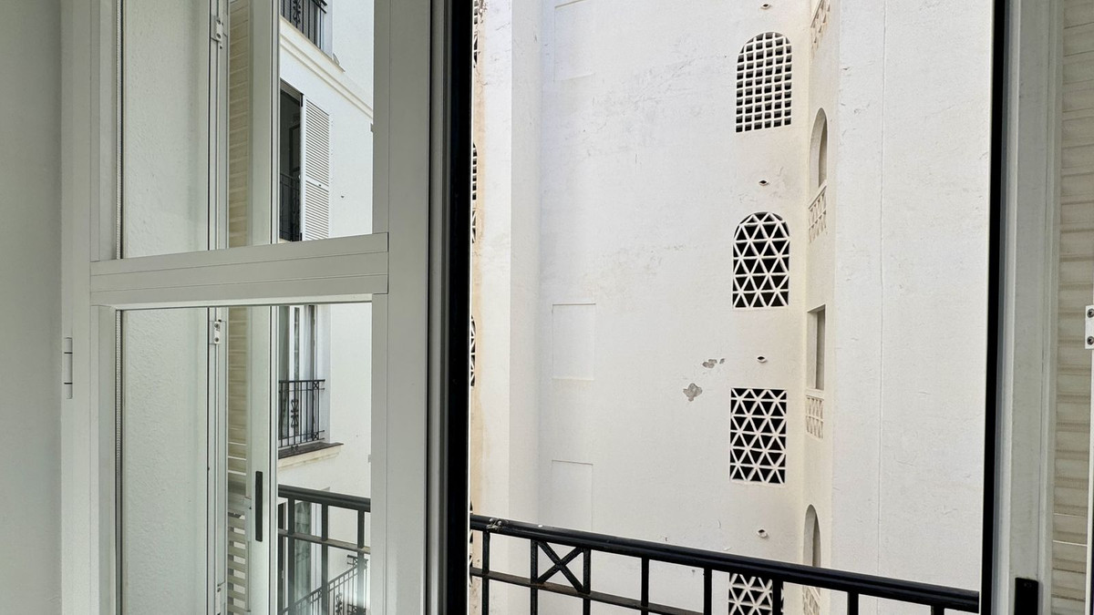 Appartement te koop in Puerto Banús | 2 slaapkamers H5407795