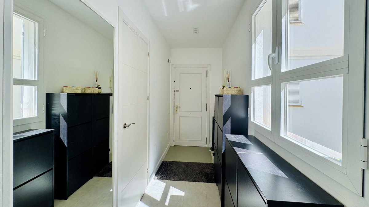 Appartement te koop in Puerto Banús | 2 slaapkamers H5407795