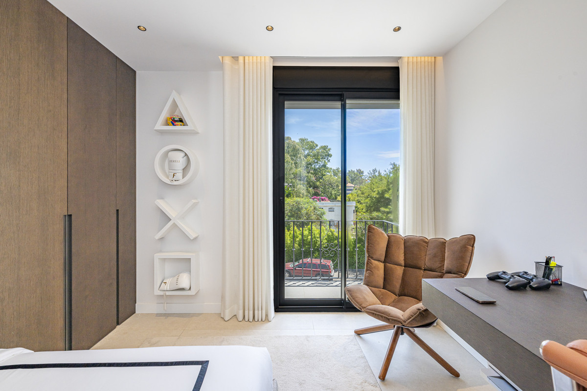 Property main view 12