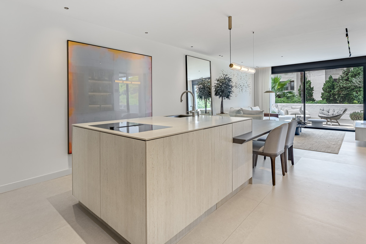 Property main view 44