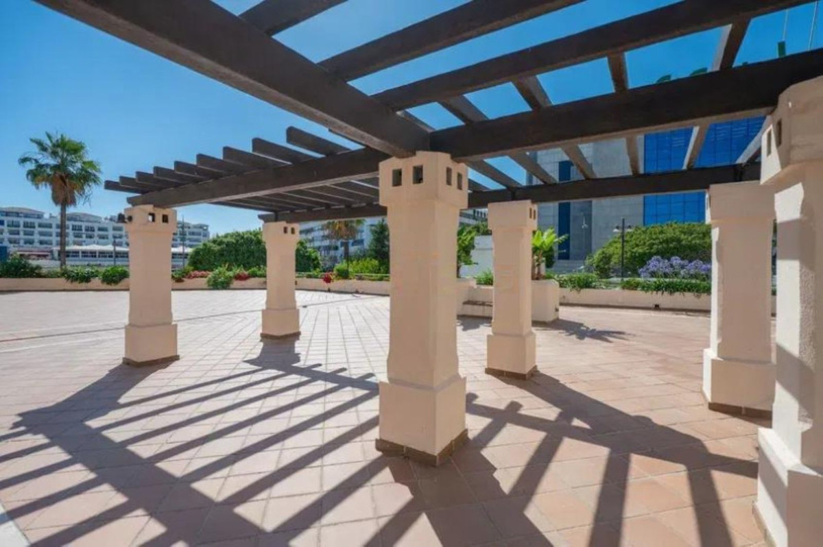 Appartement te koop in Puerto Banús | 2 slaapkamers H5419909