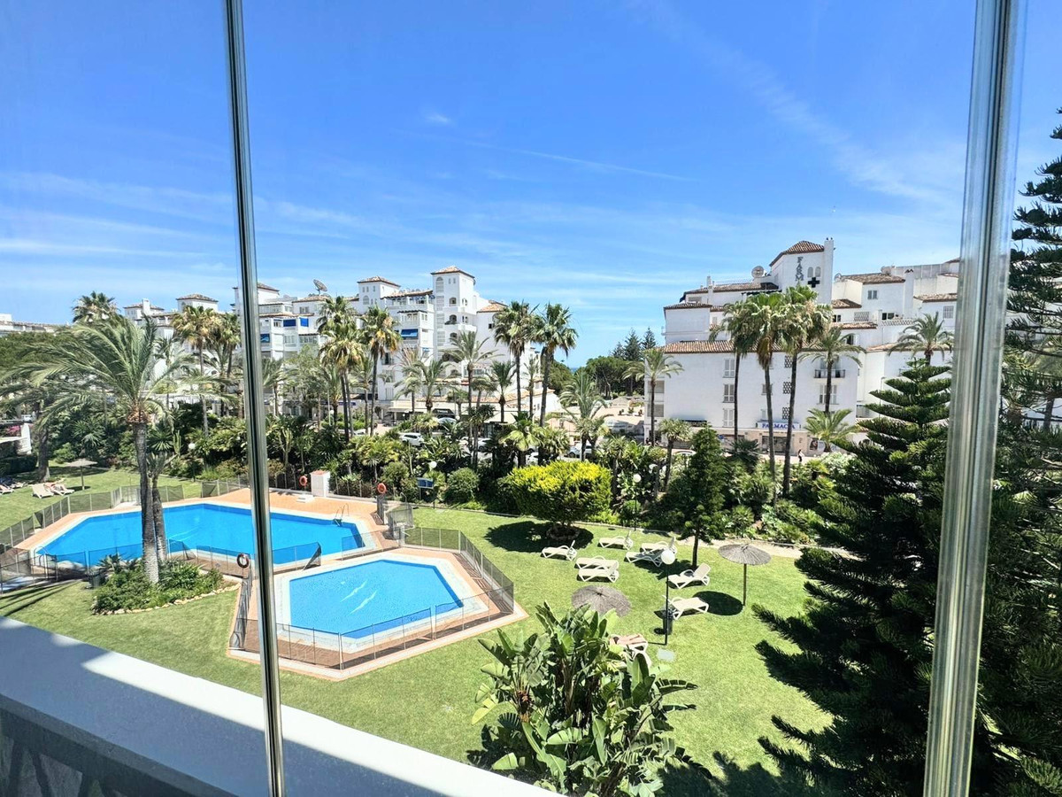 Appartement te koop in Puerto Banús | 3 slaapkamers H5426671