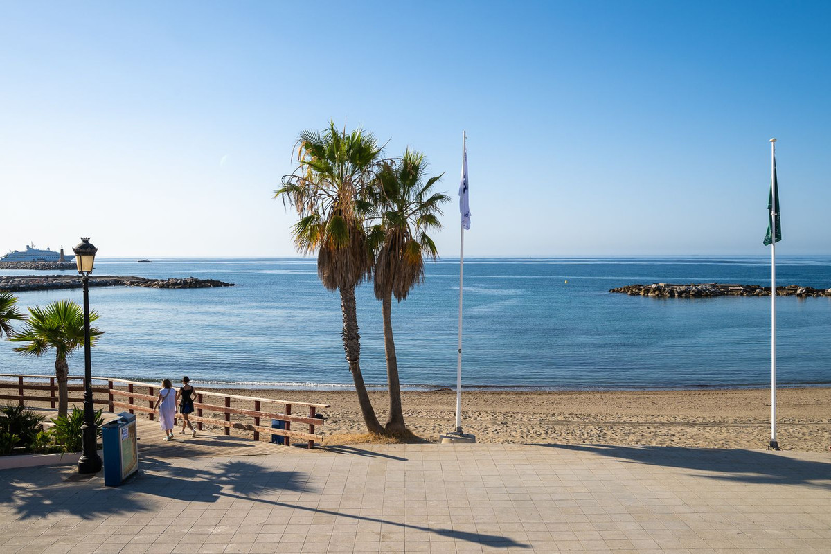 Appartement te koop in Puerto Banús | 2 slaapkamers H5427154