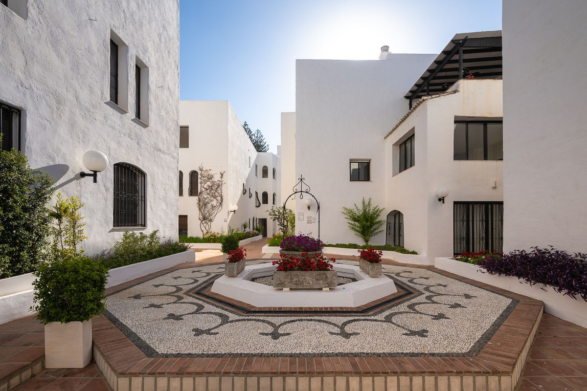 Appartement te koop in Puerto Banús | 2 slaapkamers H5427154