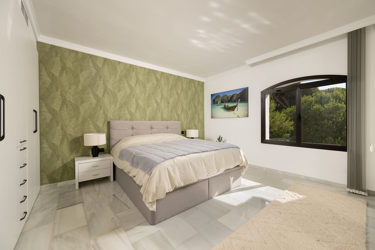 Appartement te koop in Puerto Banús | 2 slaapkamers H5427154