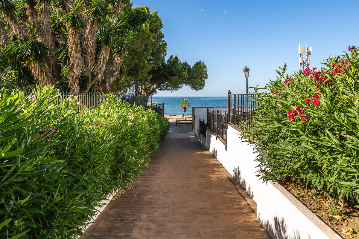 Appartement te koop in Puerto Banús | 2 slaapkamers H5427154