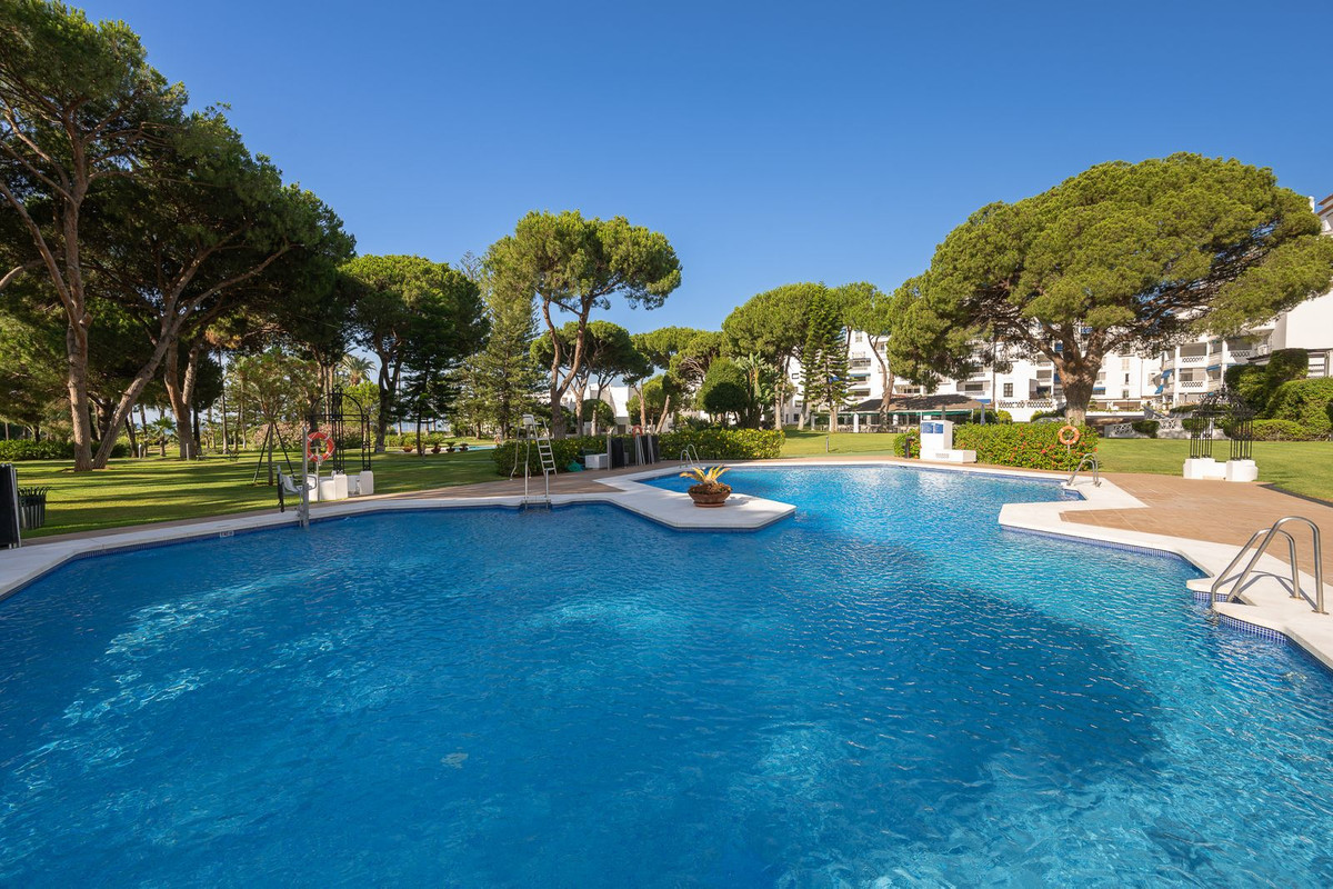 Appartement te koop in Puerto Banús | 2 slaapkamers H5427154