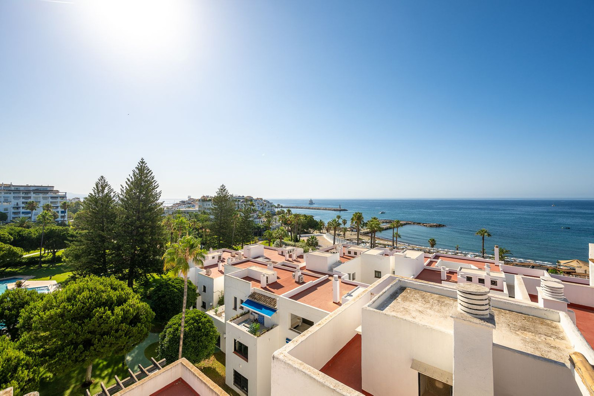 Appartement te koop in Puerto Banús | 2 slaapkamers H5427154