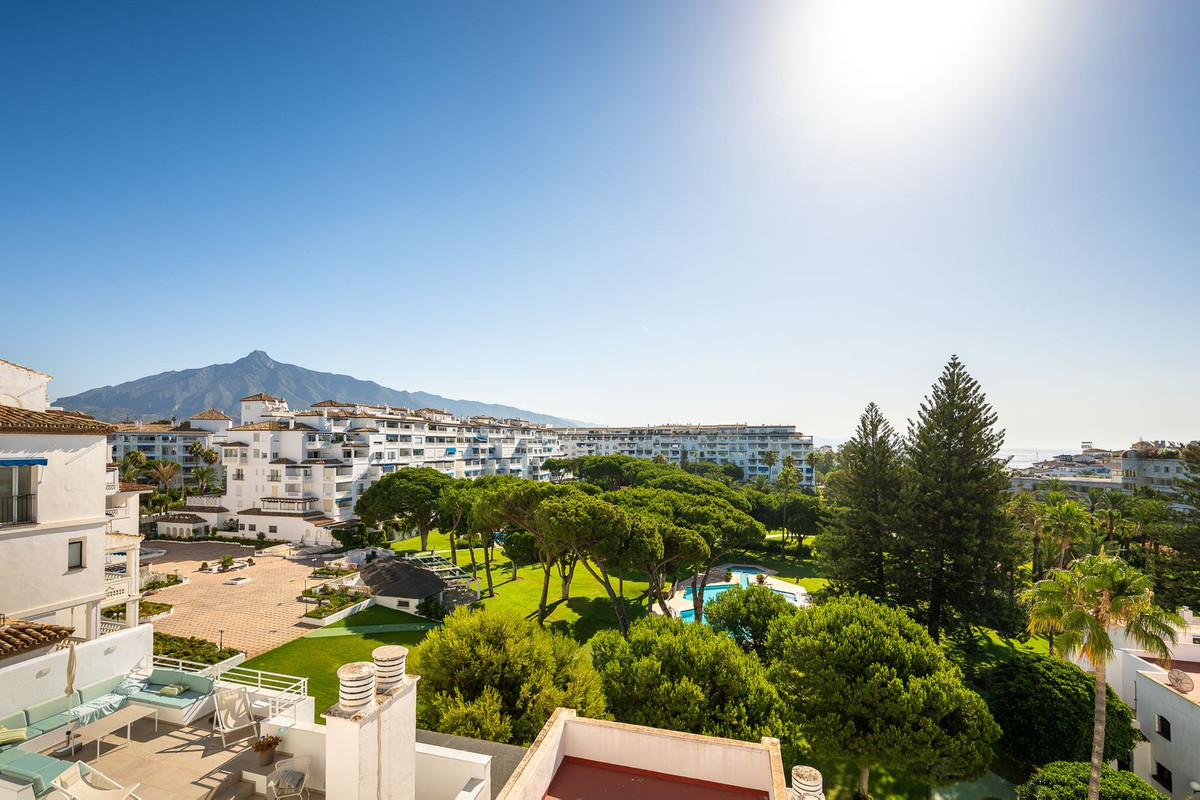Appartement te koop in Puerto Banús | 2 slaapkamers H5427154
