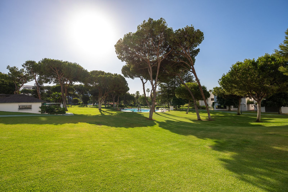 Appartement te koop in Puerto Banús | 2 slaapkamers H5427154