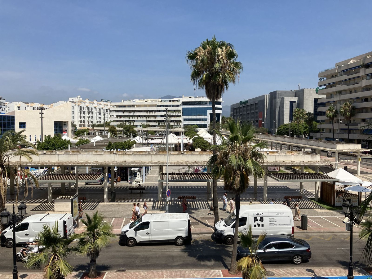 Duplex te koop in Puerto Banús | 2 slaapkamers H5430553