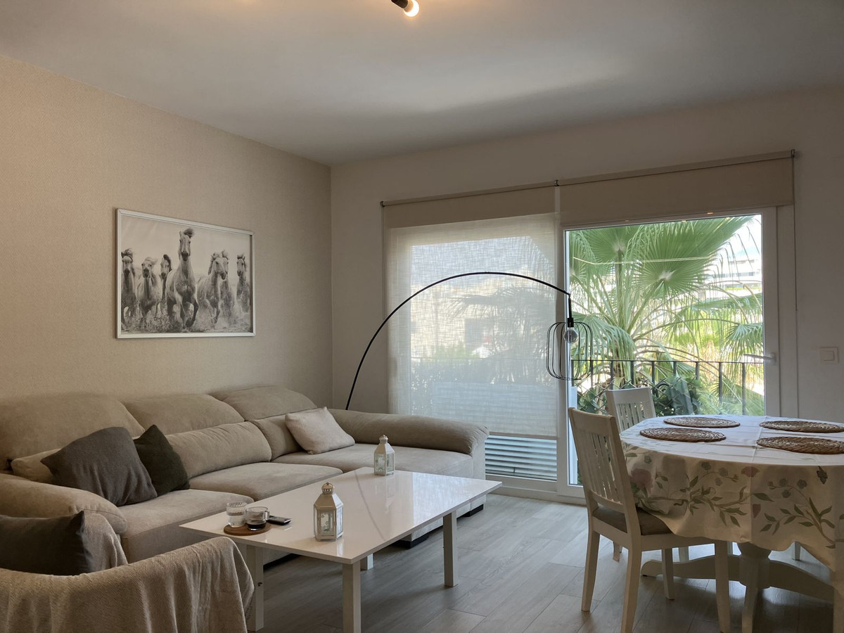 Duplex te koop in Puerto Banús | 2 slaapkamers H5430553